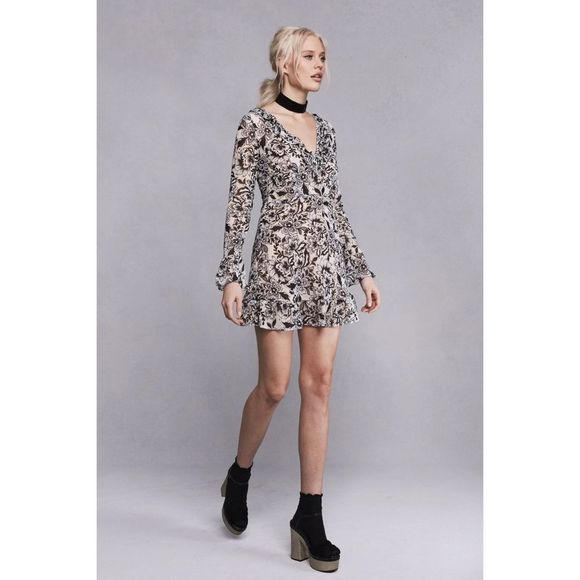 For Love & Lemons Gracie Black Floral Mini Dress Size Small Ruffle Bell Sleeves - Picture 8 of 13